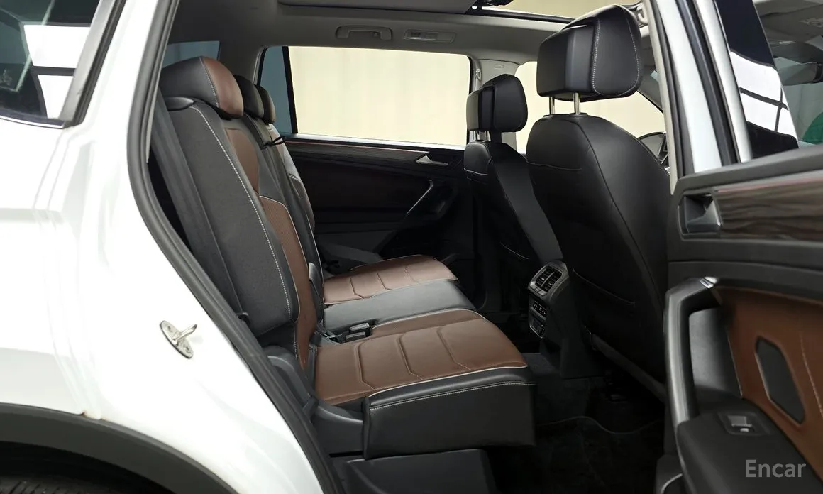 Фото 12 - Volkswagen Tiguan