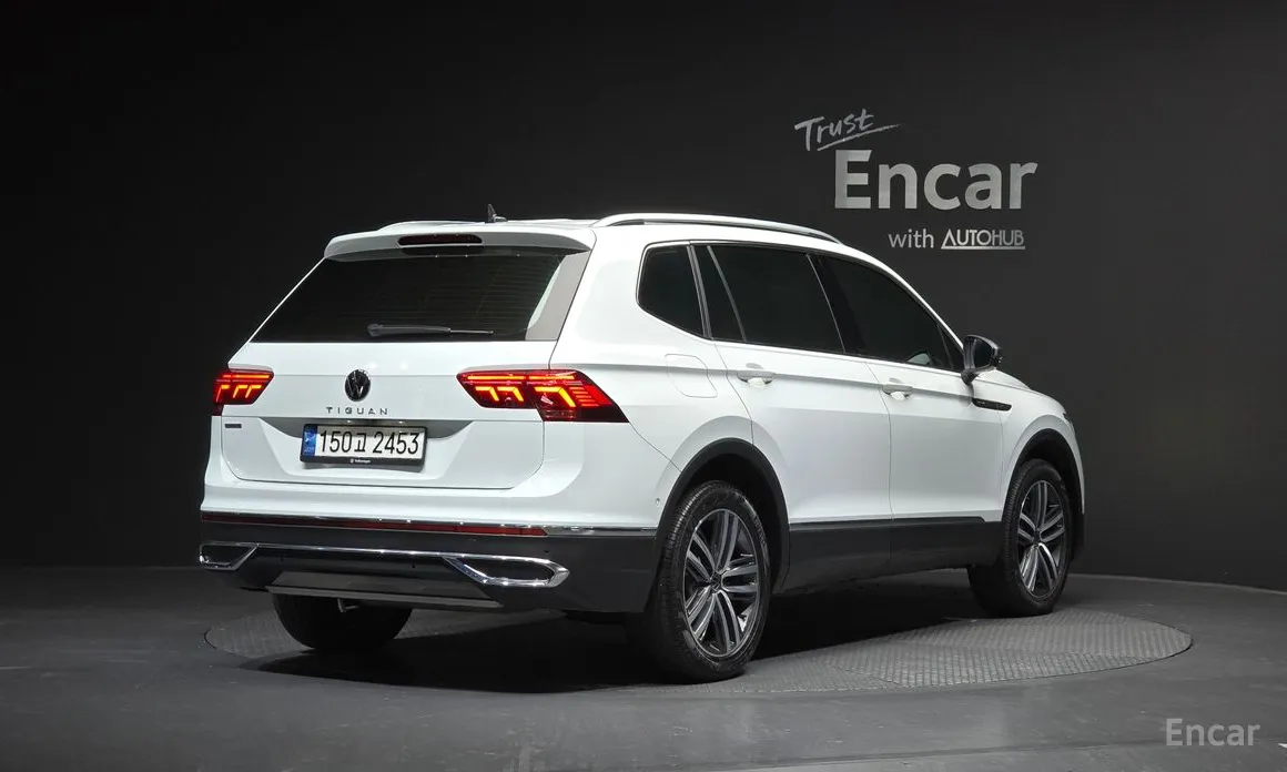 Фото 2 - Volkswagen Tiguan