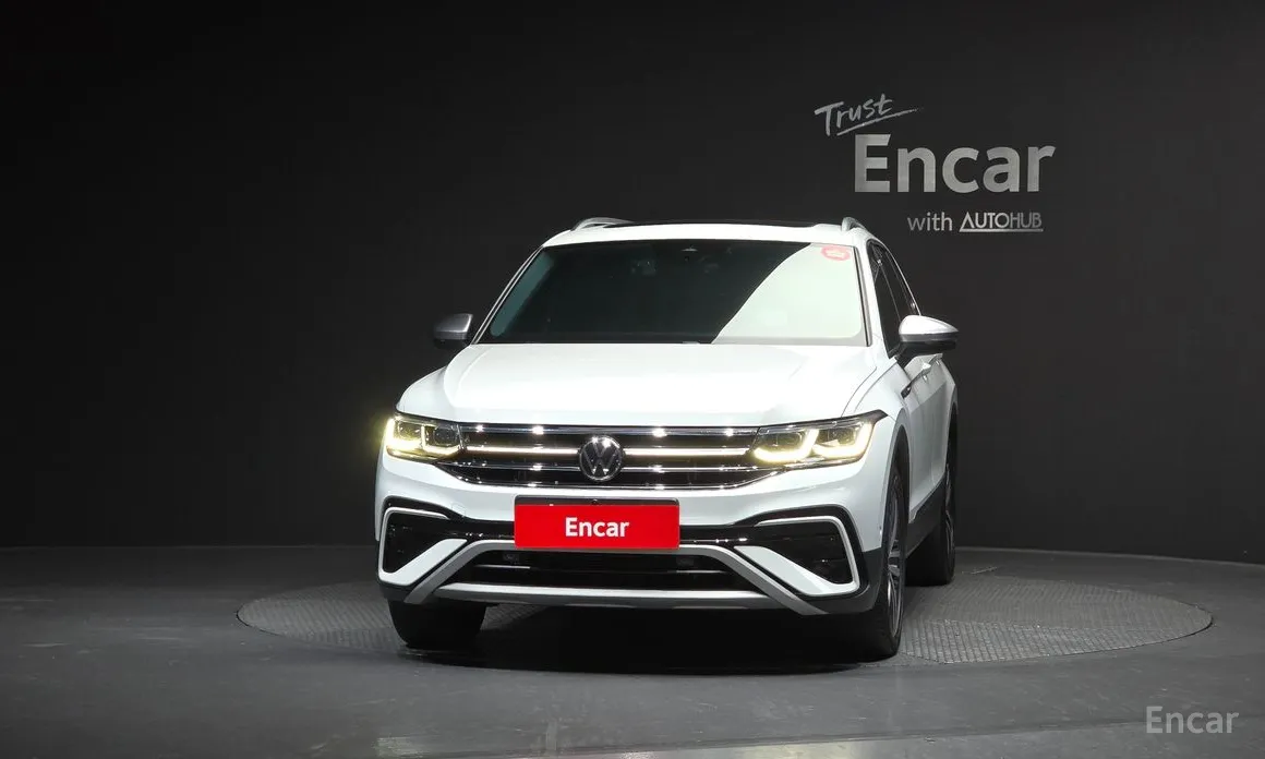 Фото 3 - Volkswagen Tiguan