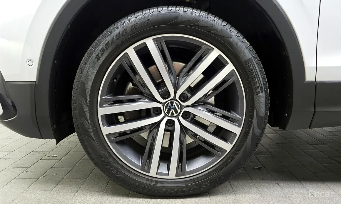 Фото 5 - Volkswagen Tiguan