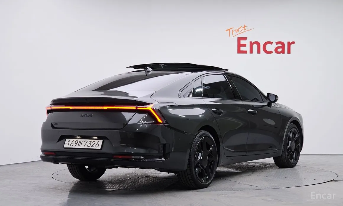 Фото 2 - Kia K8