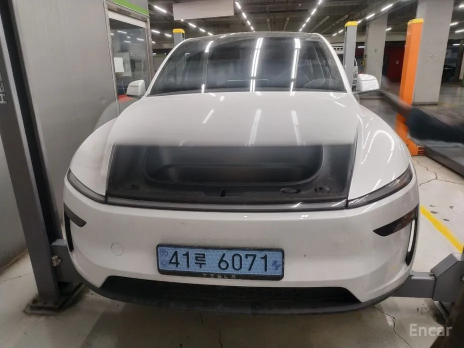 Фото 2 - Tesla Model Y