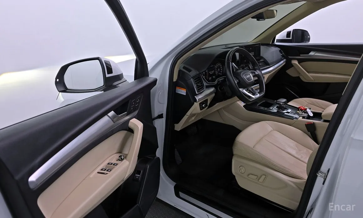 Фото 10 - Audi Q5