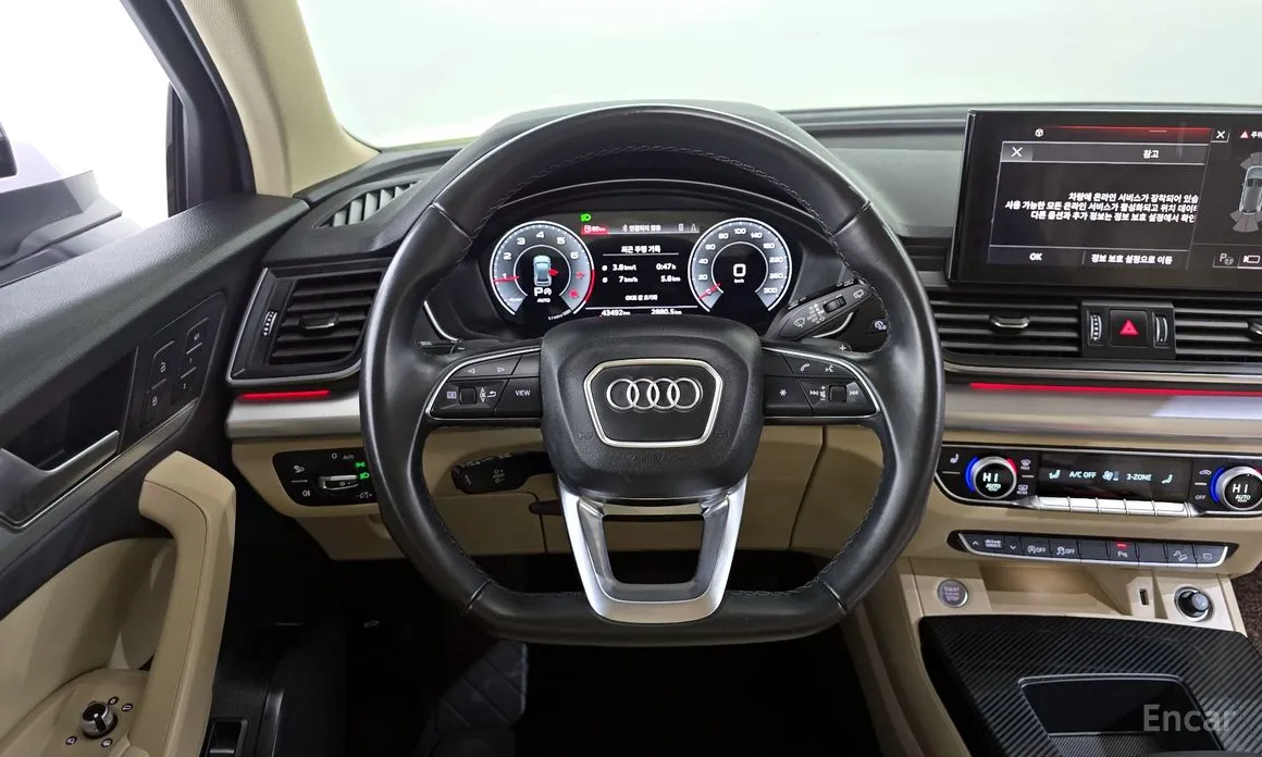 Фото 13 - Audi Q5