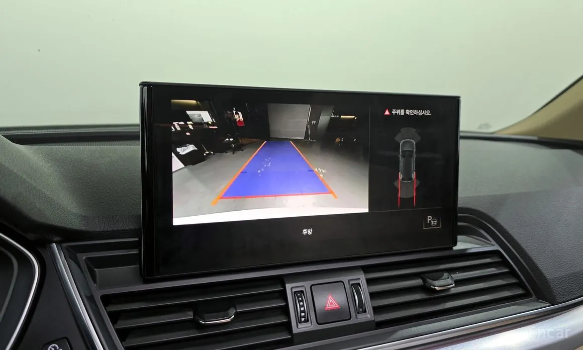 Фото 15 - Audi Q5