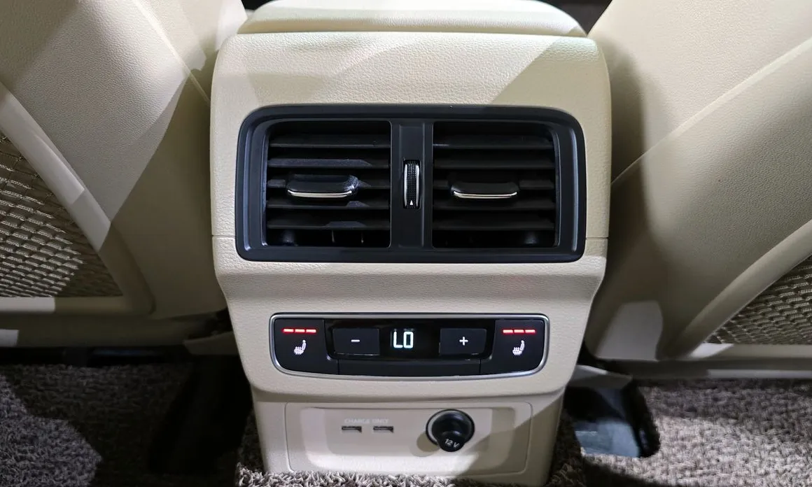 Фото 19 - Audi Q5