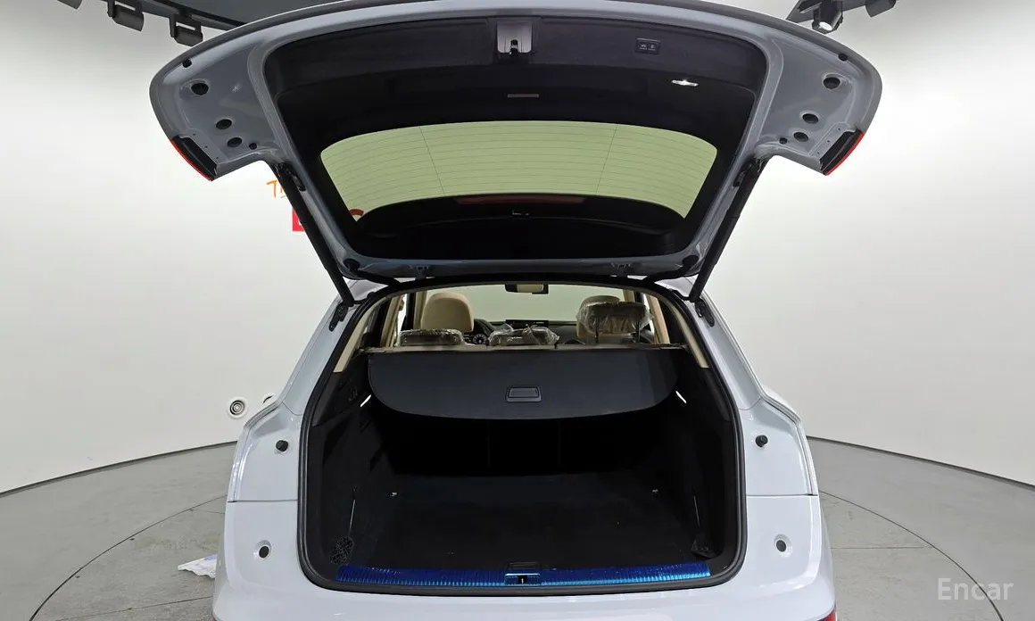 Фото 20 - Audi Q5