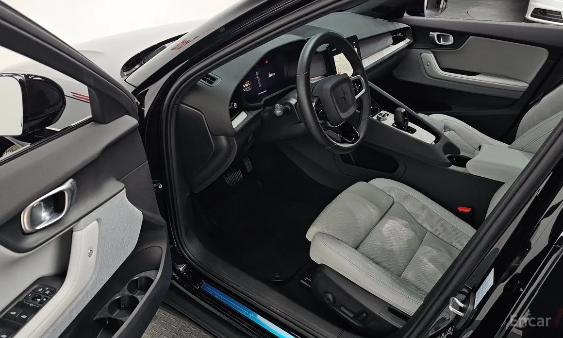 Фото 11 - Polestar 2