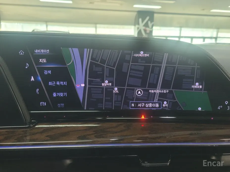 Фото 7 - Cadillac Escalade