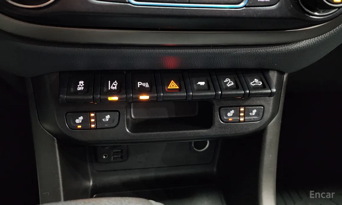 Photo 16 - Chevrolet Colorado