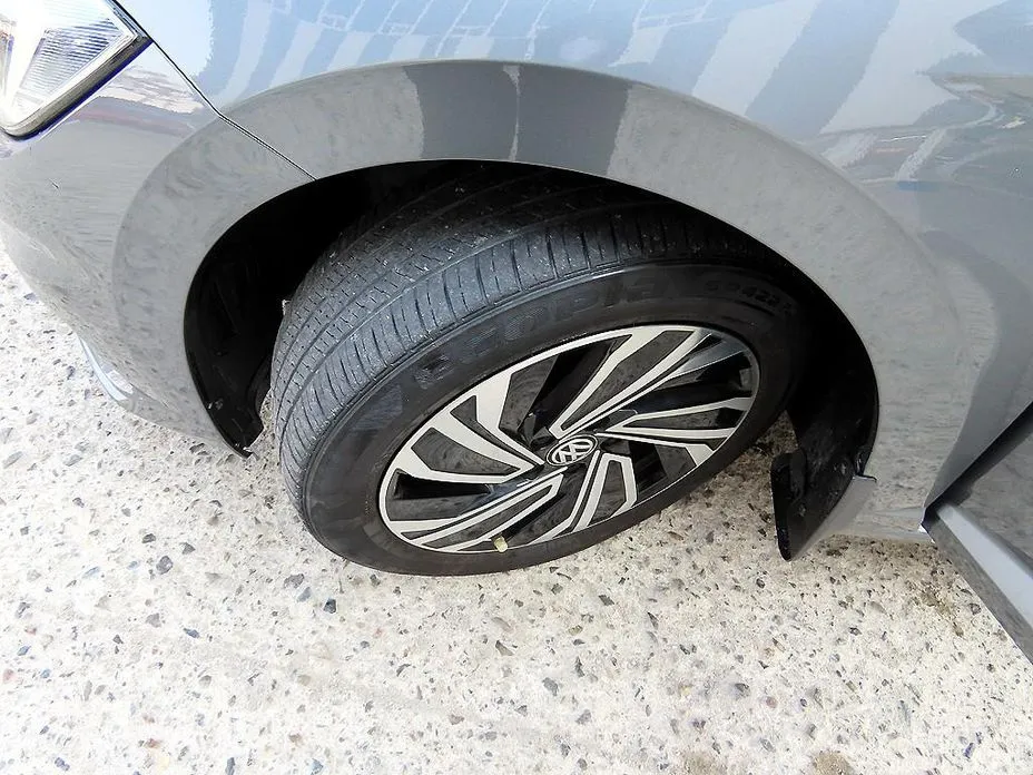 Фото 5 - Volkswagen Jetta