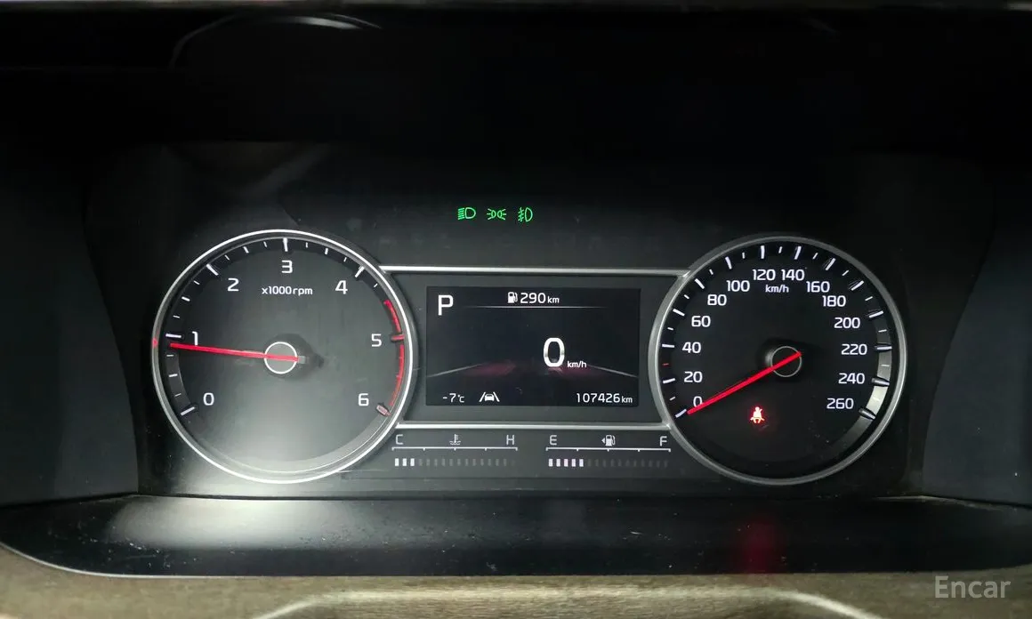 Фото 8 - Kia Sorento