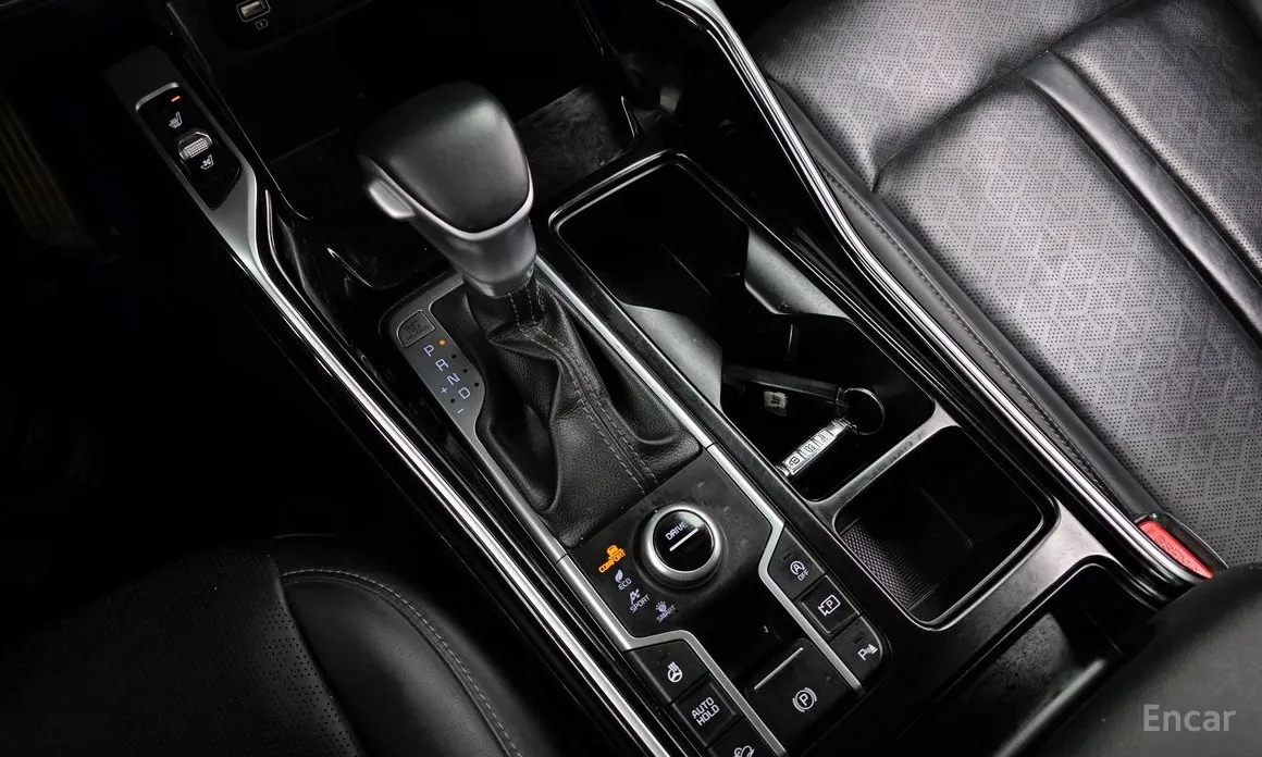 Фото 9 - Kia Sorento