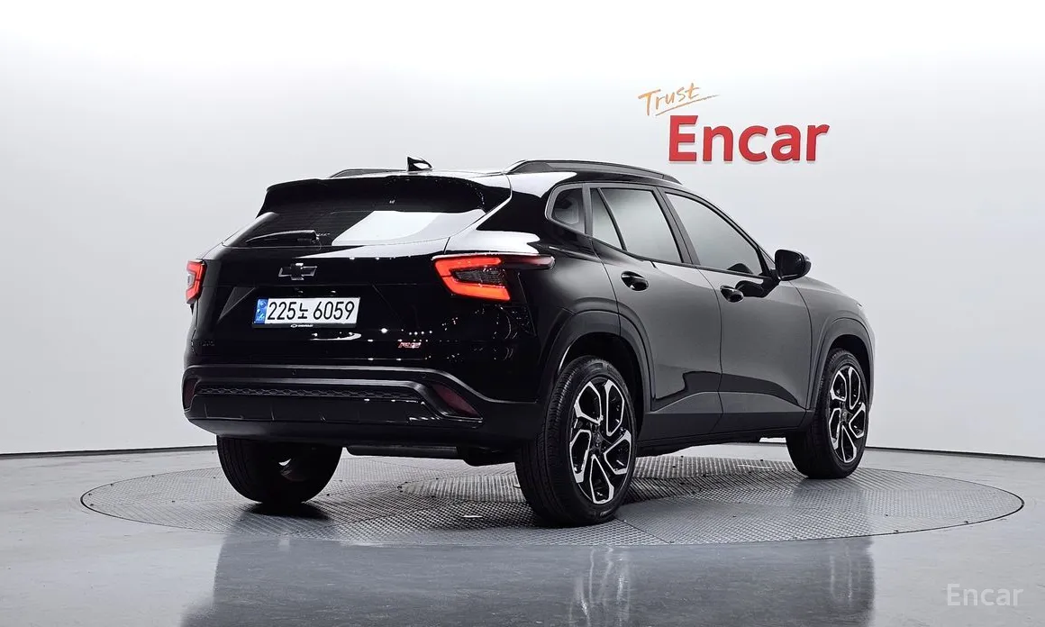 Фото 2 - Chevrolet Trax