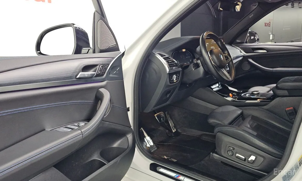 Фото 10 - BMW iX3