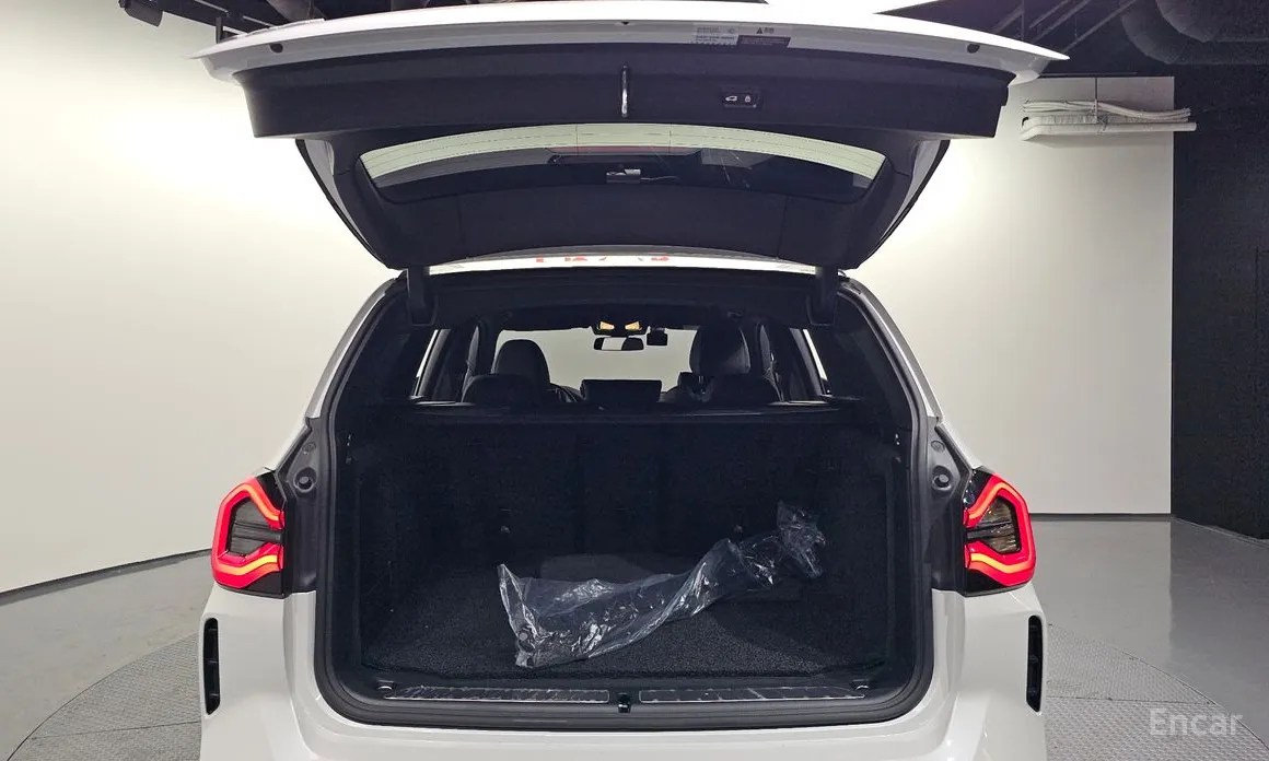 Фото 20 - BMW iX3