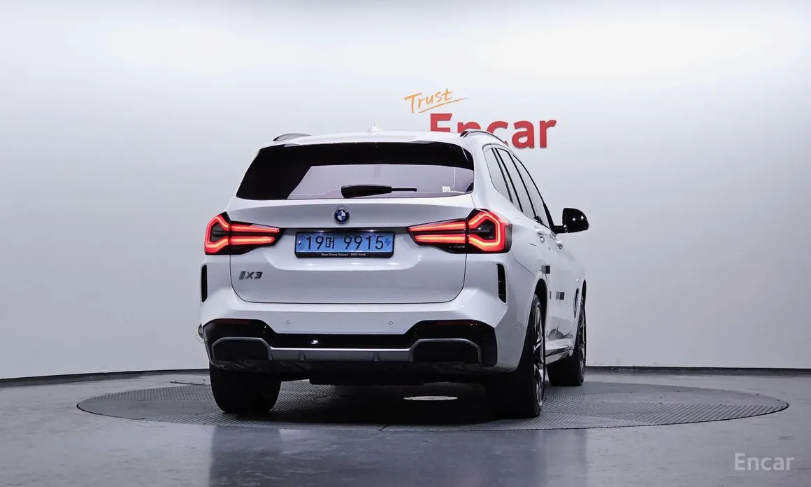 Фото 4 - BMW iX3