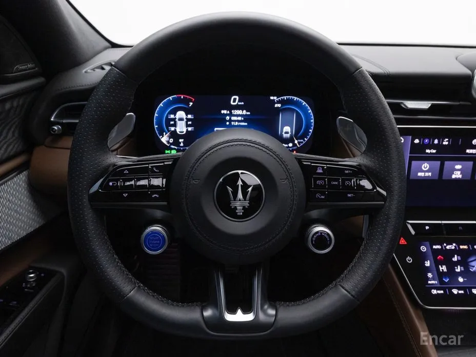 Фото 13 - Maserati Grecale