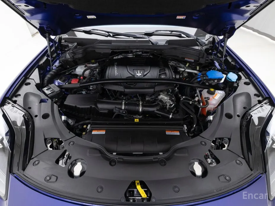 Фото 6 - Maserati Grecale