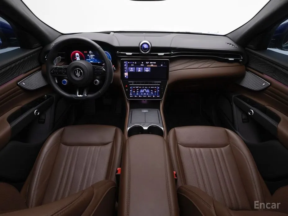 Фото 7 - Maserati Grecale