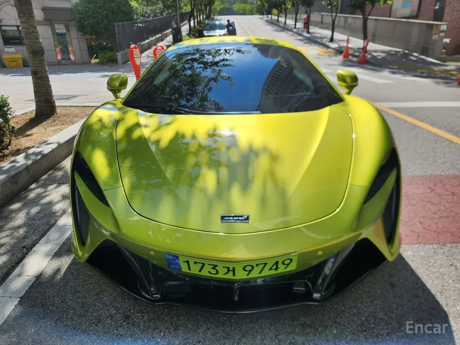 Фото 10 - McLaren Artura