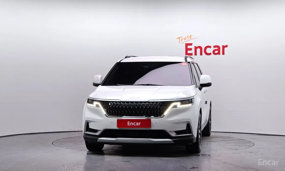 Фото 3 - Kia Carnival