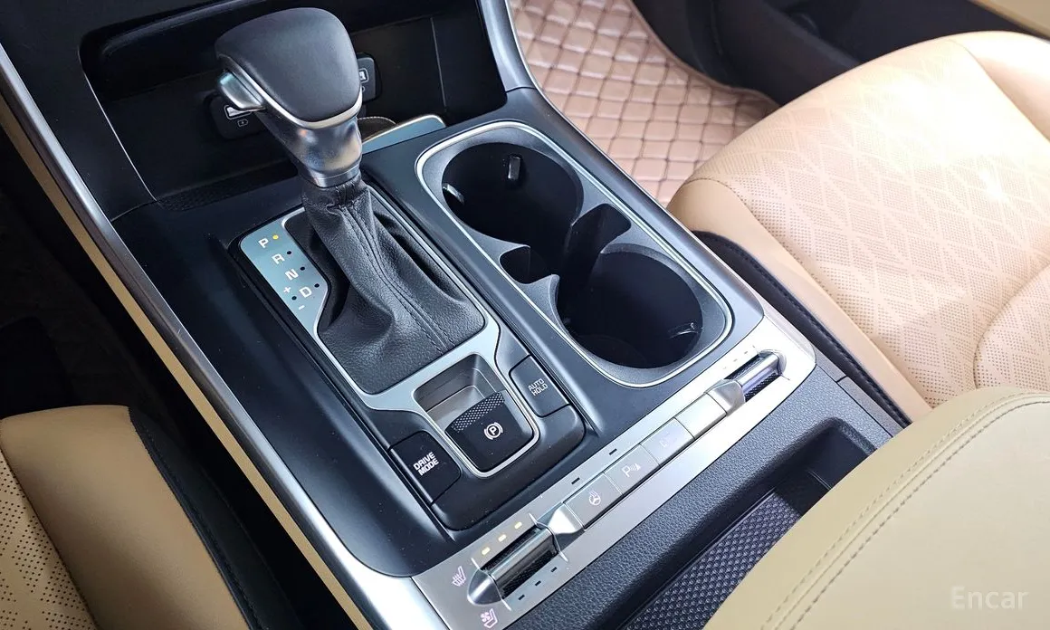 Фото 9 - Kia Carnival