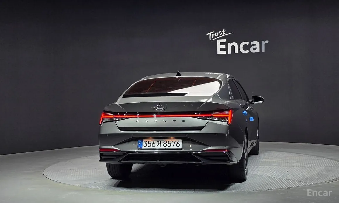 Фото 4 - Hyundai Avante