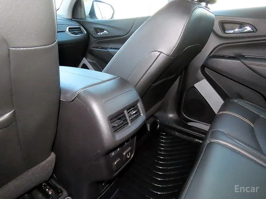 Фото 14 - Chevrolet Equinox