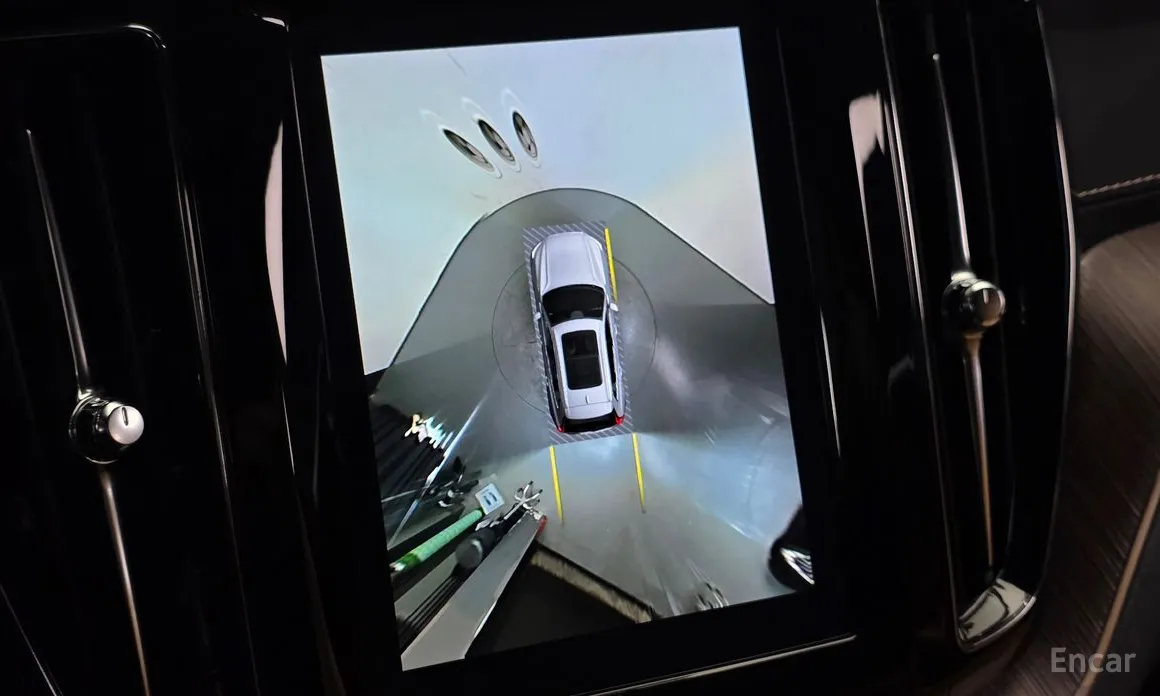 Фото 17 - Volvo XC60