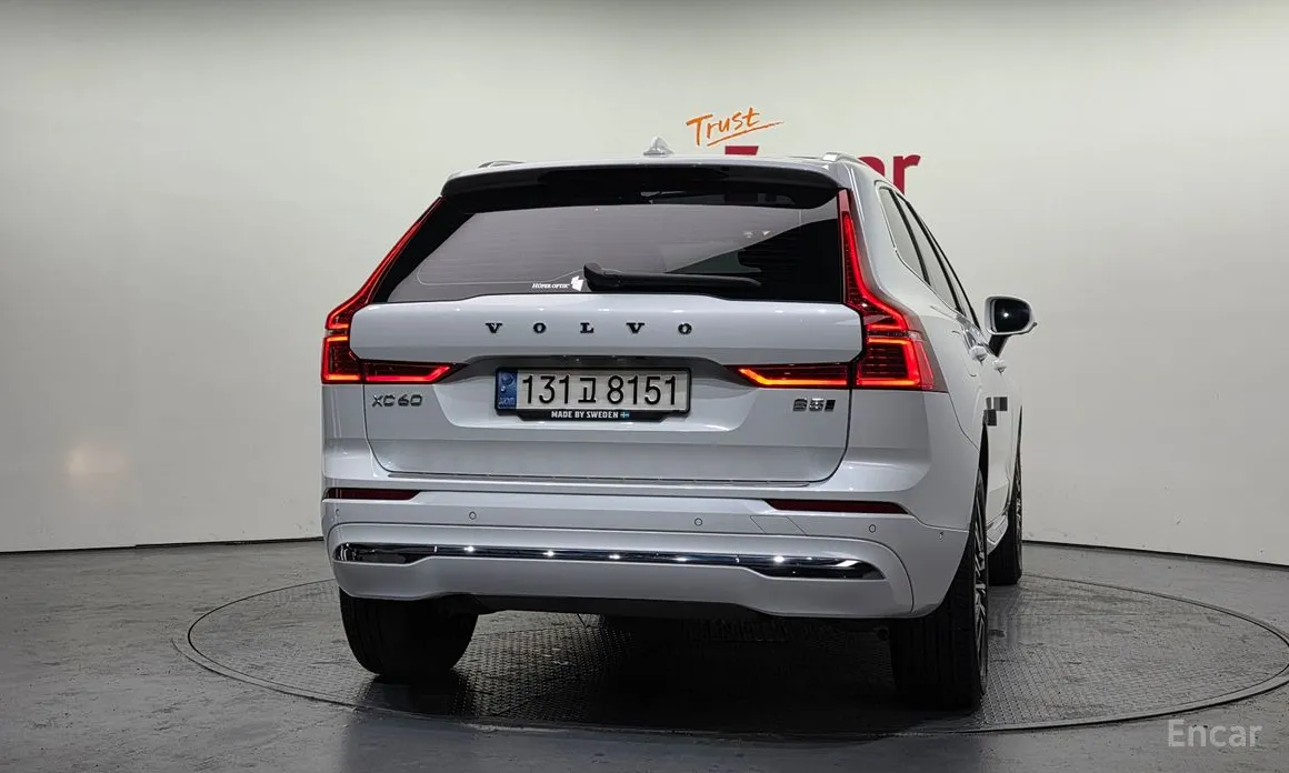 Фото 4 - Volvo XC60