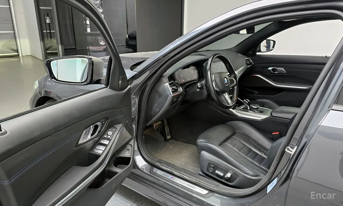 Фото 11 - BMW 3 Series