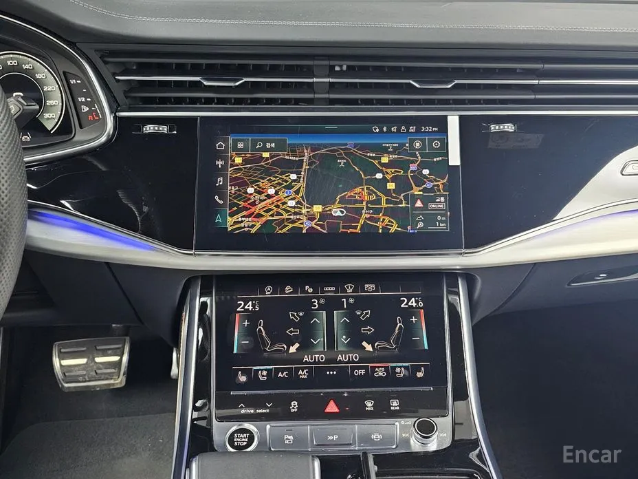 Фото 14 - Audi Q8