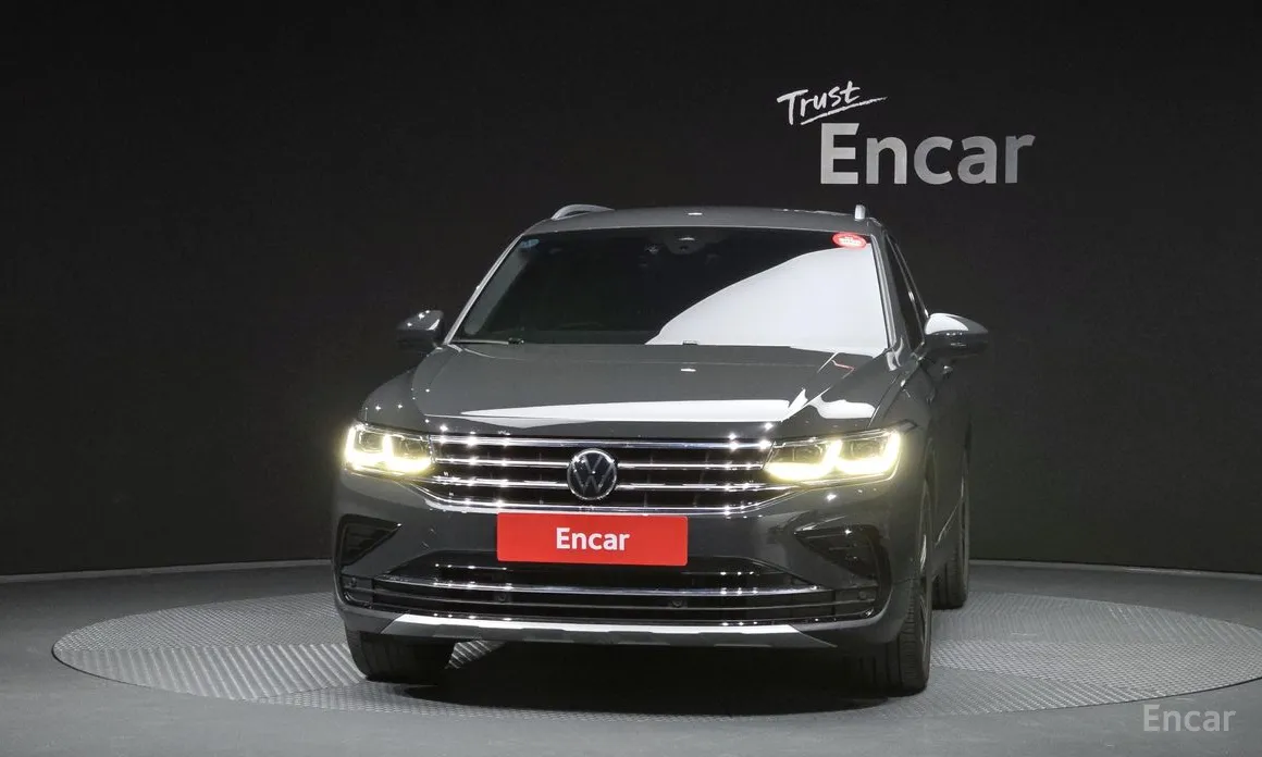 Фото 3 - Volkswagen Tiguan