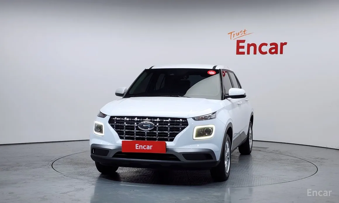 Фото 3 - Hyundai Venue