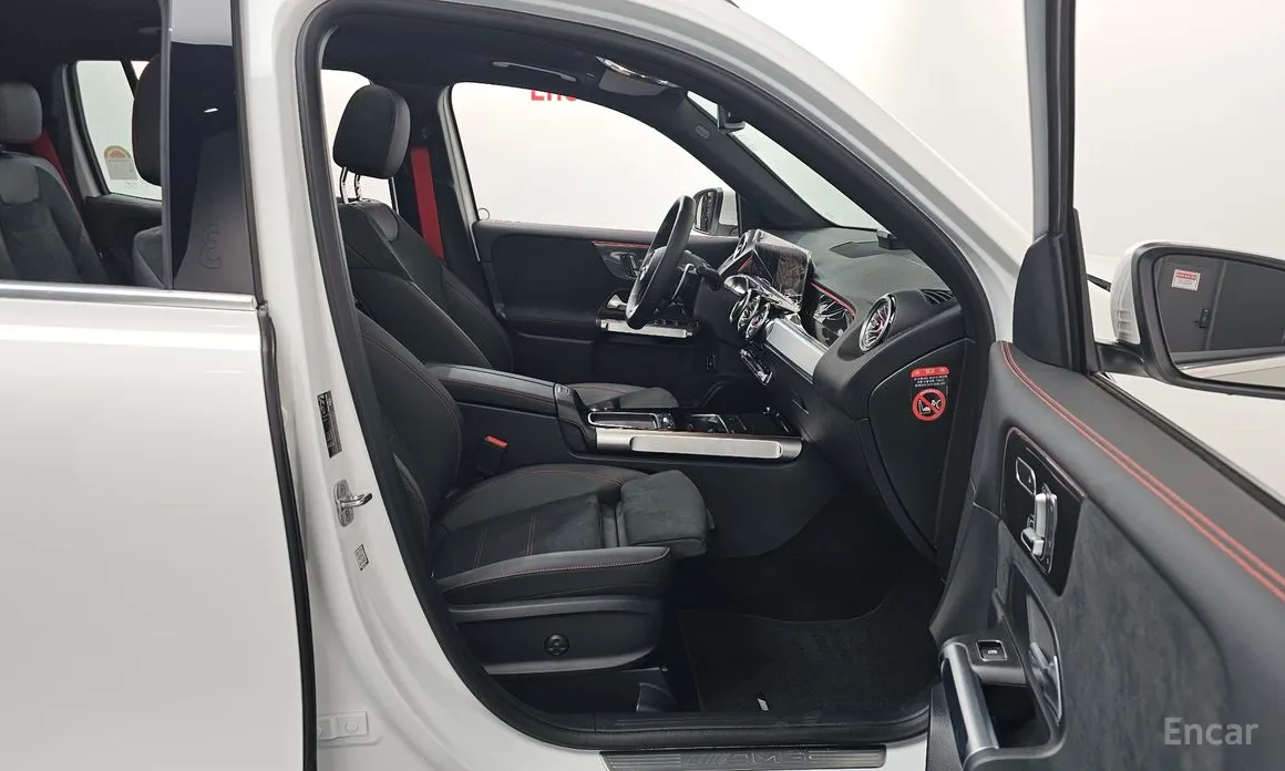 Фото 11 - Mercedes-Benz GLB-Class