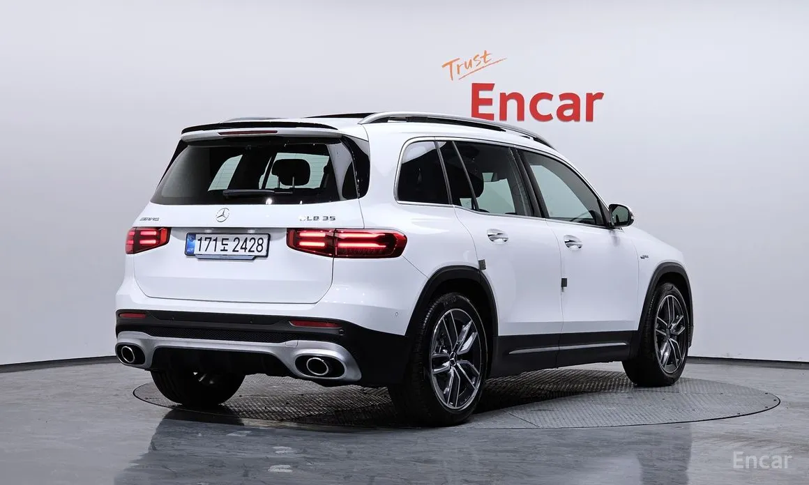 Фото 2 - Mercedes-Benz GLB-Class