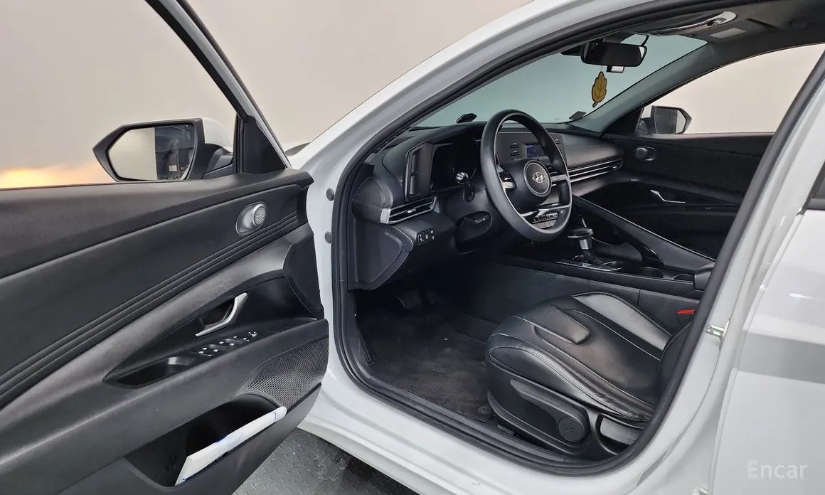 Фото 10 - Hyundai Avante