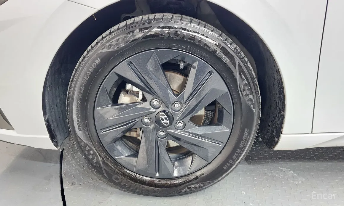 Фото 5 - Hyundai Avante