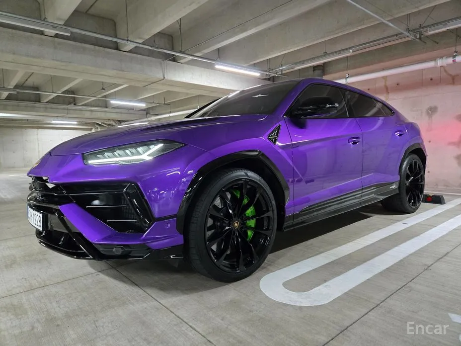Фото 1 - Lamborghini Urus