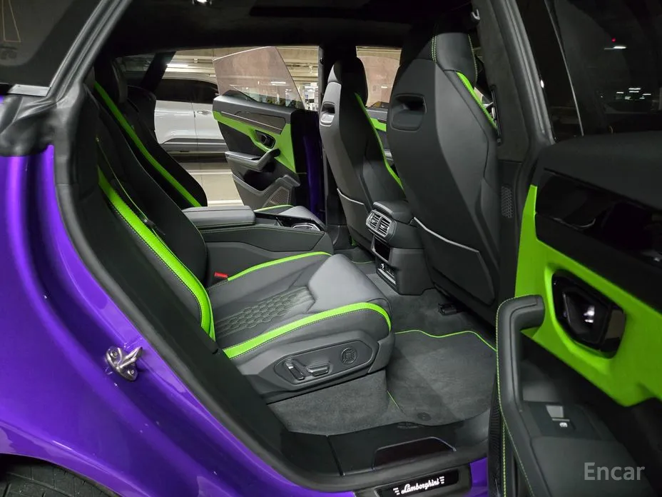 Фото 16 - Lamborghini Urus