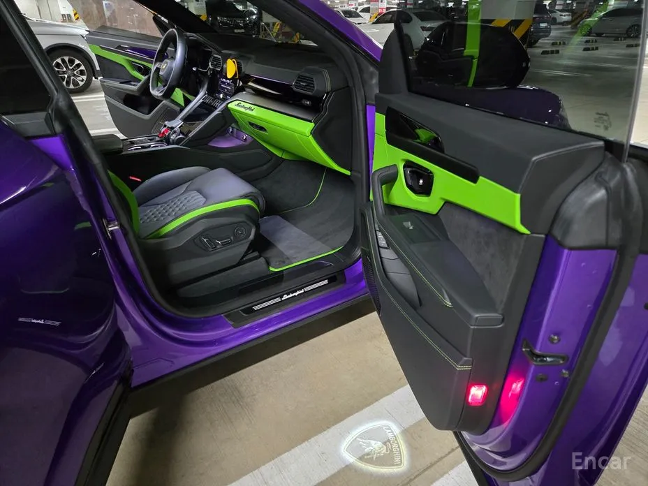 Фото 17 - Lamborghini Urus