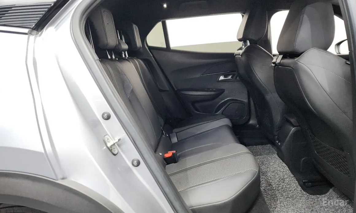 Фото 12 - Peugeot 2008