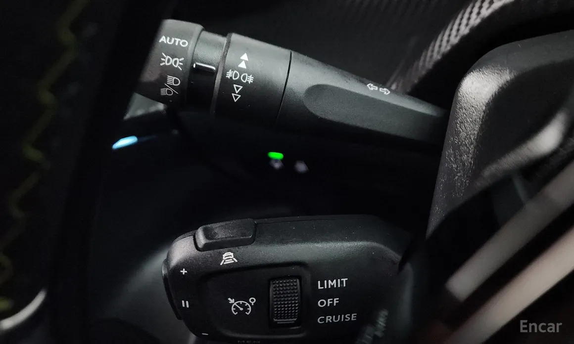 Фото 14 - Peugeot 2008