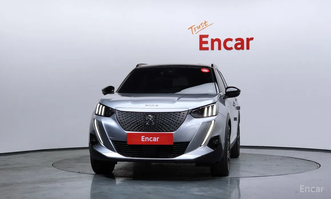 Фото 3 - Peugeot 2008