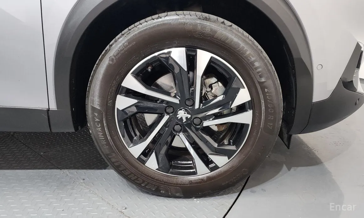 Фото 5 - Peugeot 2008