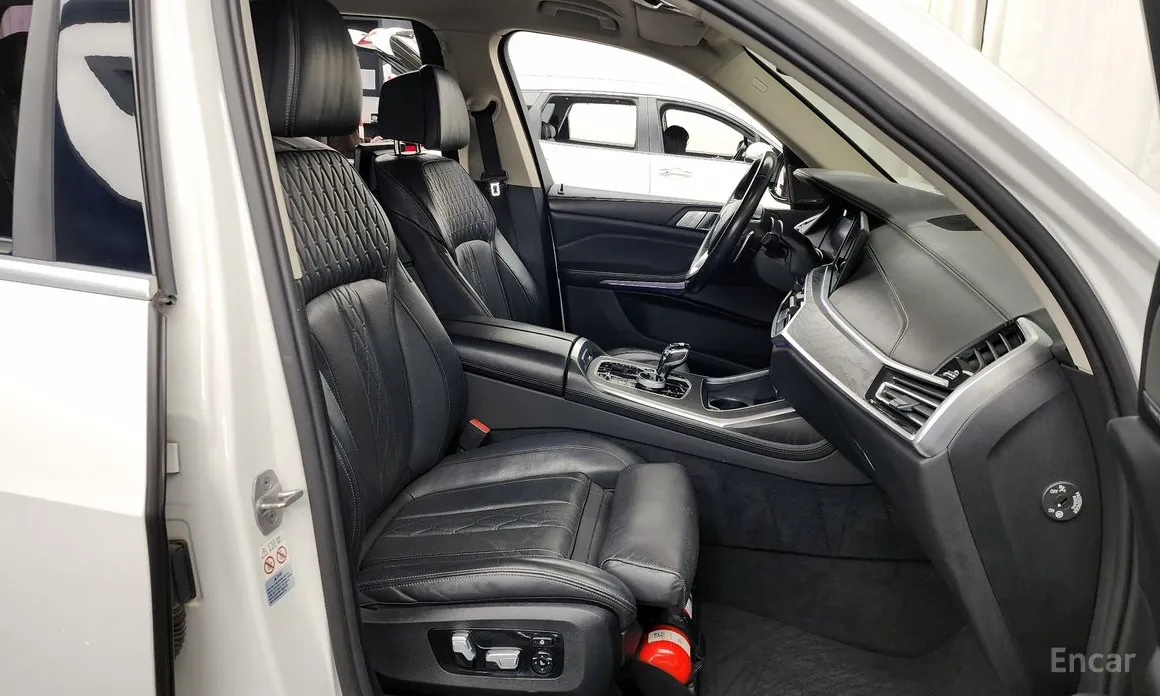 Фото 11 - BMW X7