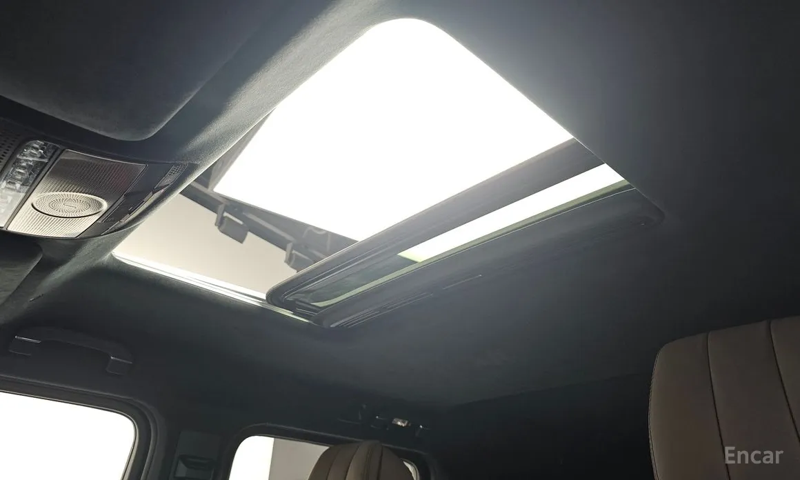 Фото 19 - Mercedes-Benz G-Class