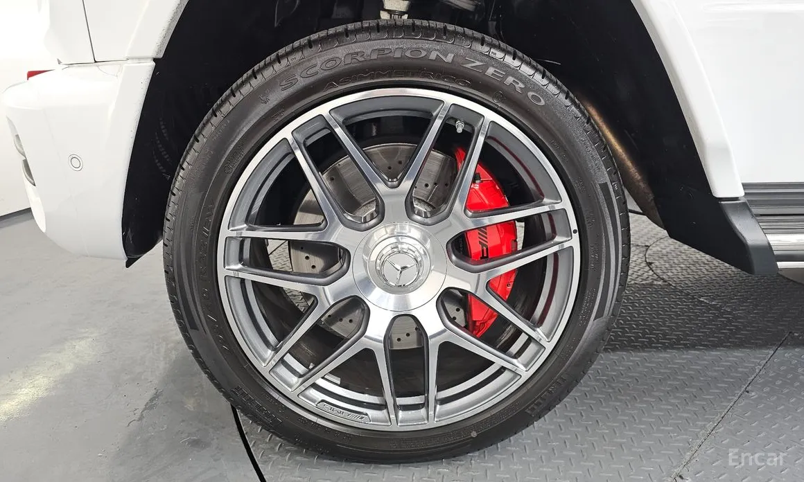 Фото 5 - Mercedes-Benz G-Class