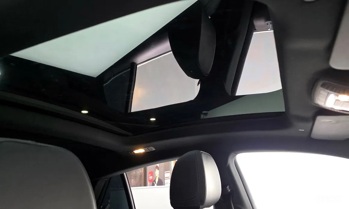 Фото 17 - Mercedes-Benz GLE-Class